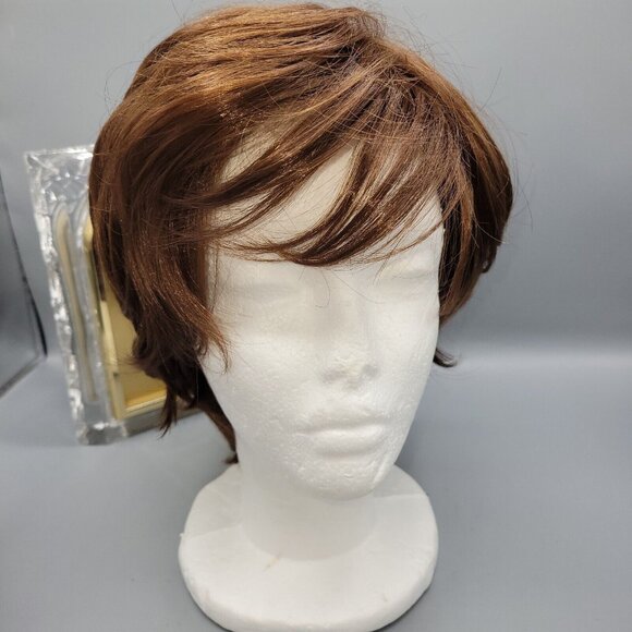 Wigsis Wig Auburn Brown Short Layer Cut Thick Soft Synthetic New - Picture 1 of 9
